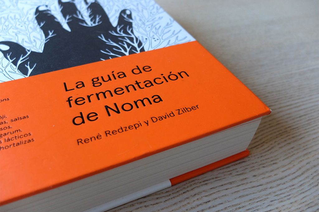 Portada de La guía de la fermentación de Noma por Rene Redzepi y David Zilber