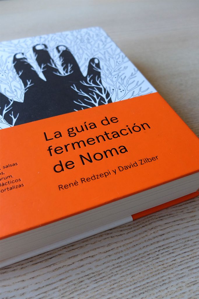 Portada de La guía de la fermentación de Noma por Rene Redzepi y David Zilber